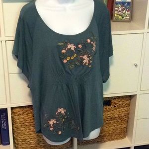 Garnet Hill cotton top with floral embroidery